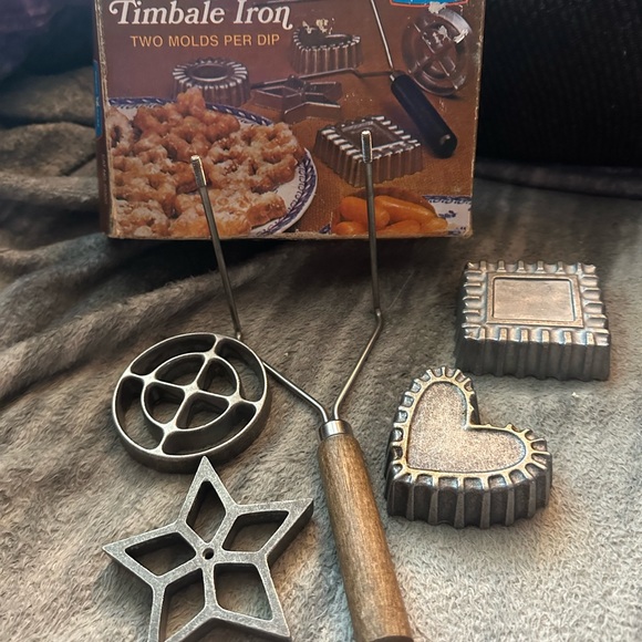 Nordic Ware Rosette and Timbale Iron - Picture 2 of 3